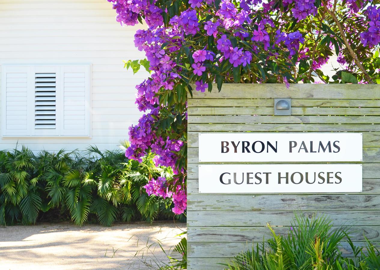 byron palms_sign
